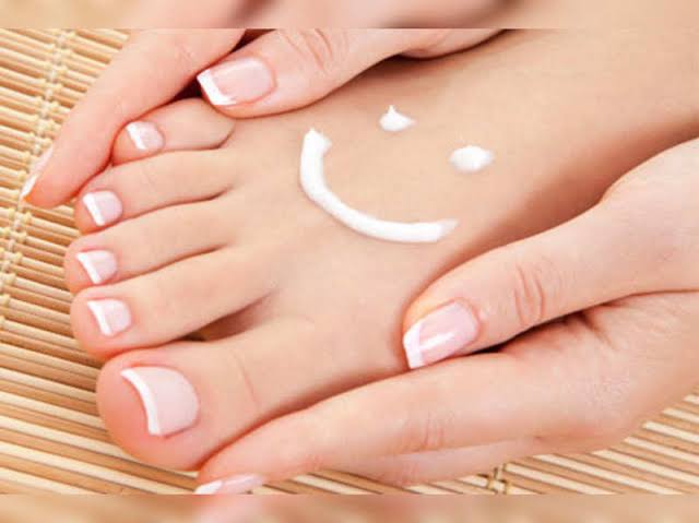 Ways to take care of toenails