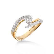 Open rings studded with diamonds for an attractive look
