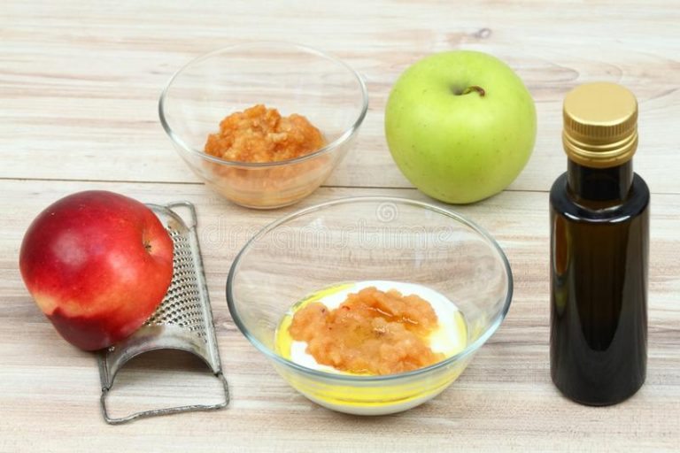 ingredients-easy-homemade-facial-mask-wooden-background-face-mask-apple-fat-cream-olive-oil-139051463
