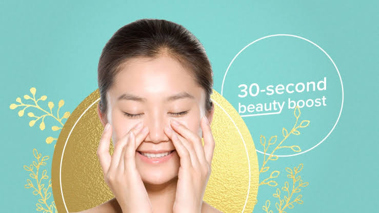 Treating facial puffiness in 5 minutes or less with a magical massage