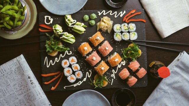 Health benefits and harms of sushi