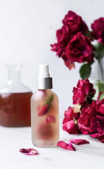 Make your own rose water lotion in 45 minutes