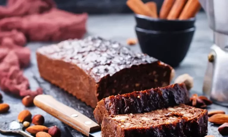 طريقة-عمل-كيك-الشوكولاتة-بالقرفة-والمكسرات-780x470