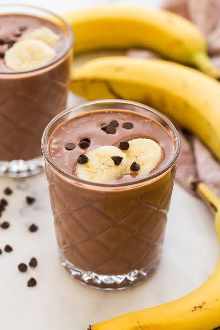 Chocolate and banana drink to burn belly fat