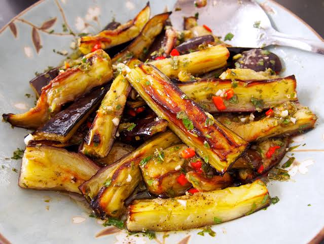 How to make eggplant pickles?