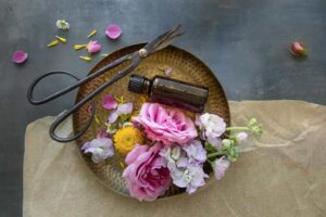 How to Make DIY Perfume With Fresh Flowers