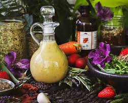 Vinegar of the Four Thieves Health Tonic Recipe