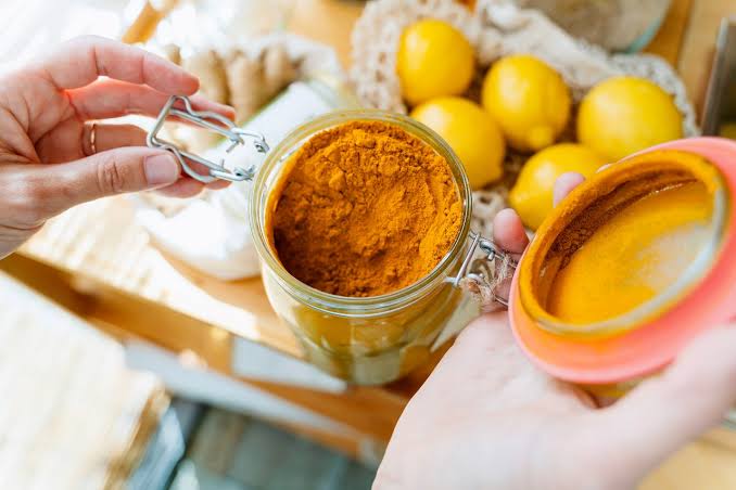 7 Health Benefits of Turmeric: A Natural Miracle