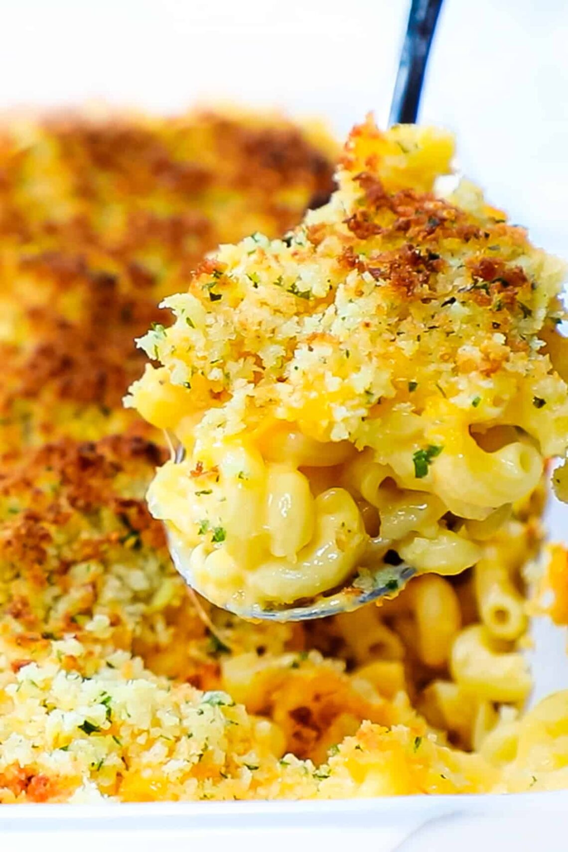 Macaroni with Cheese and Parsley