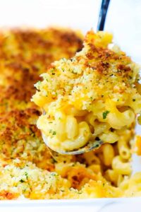 Macaroni with Cheese and Parsley